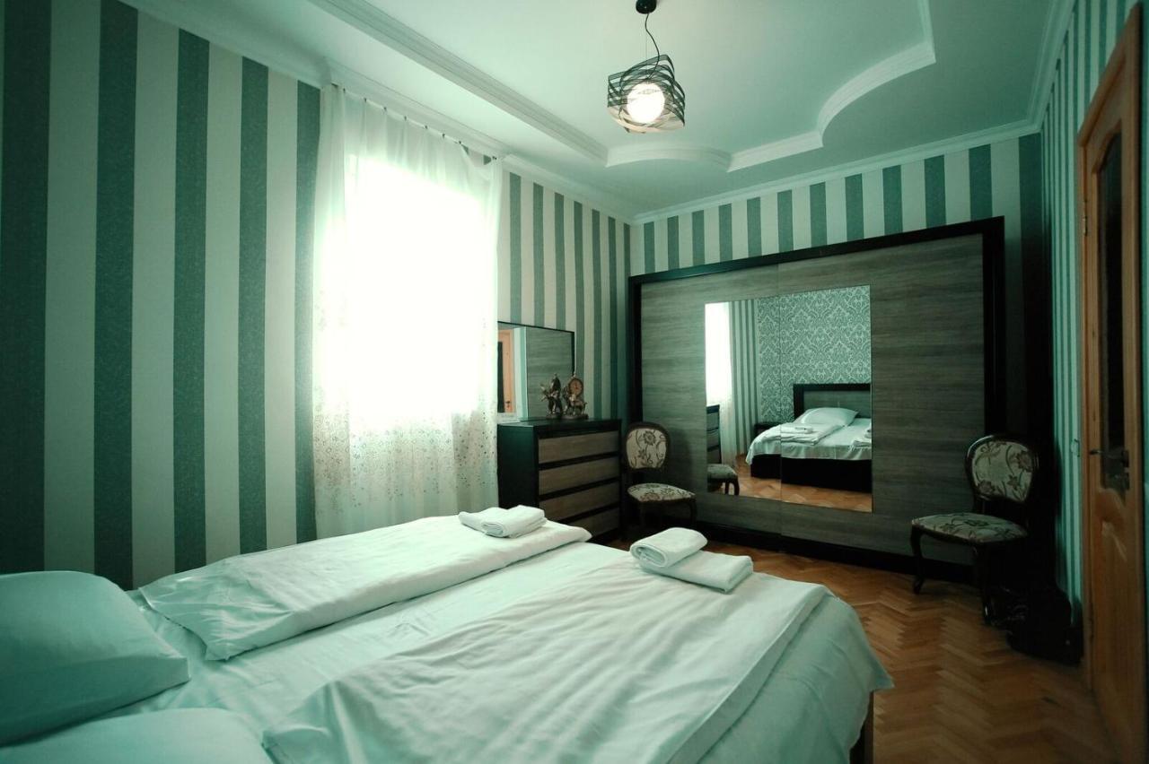 Apartment Old Кутаиси Екстериор снимка