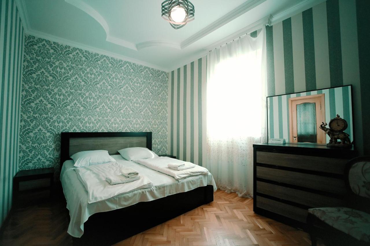 Apartment Old Кутаиси Екстериор снимка